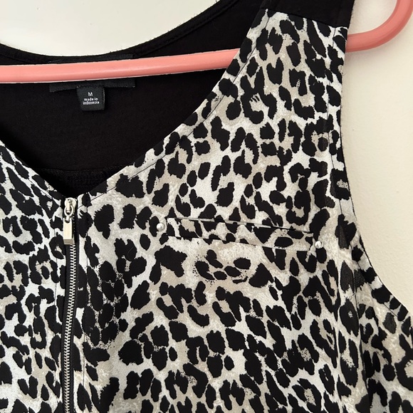 Leopard Print Sleeveless Blouse Stitch Fix - Picture 4 of 9